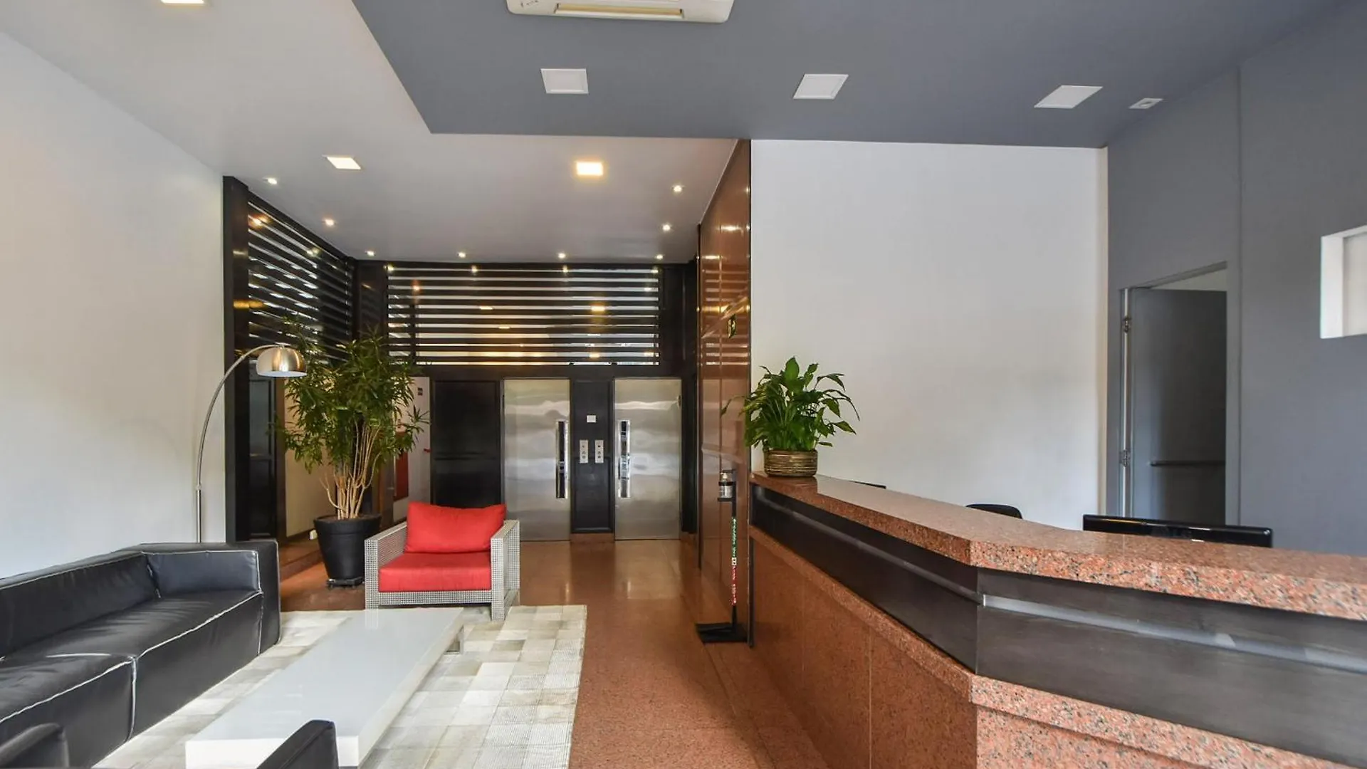 Appartement Flat Golden Tower Flats Faria Lima Somente No 9º Andar à São Paulo